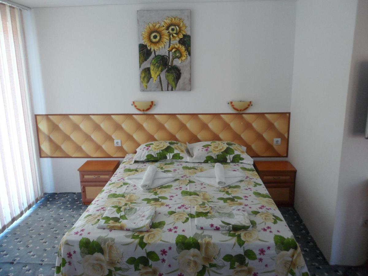 Sianie Guest House رافدا الغرفة الصورة